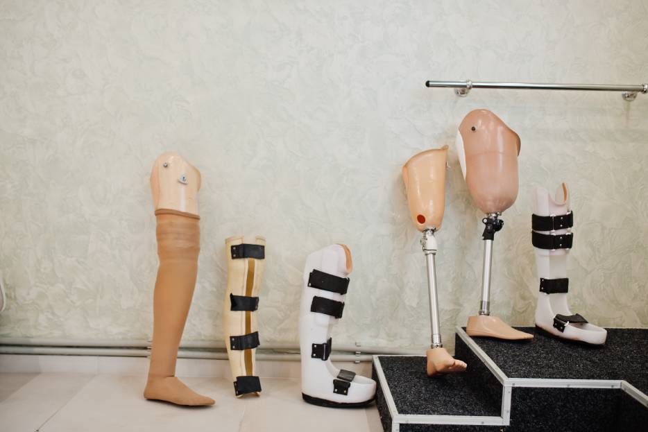 Tipos de prótesis de pierna